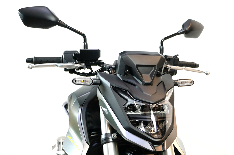 Honda CB 750 Hornet — photo 8