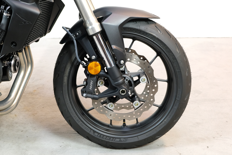 Honda CB 750 Hornet — photo 4