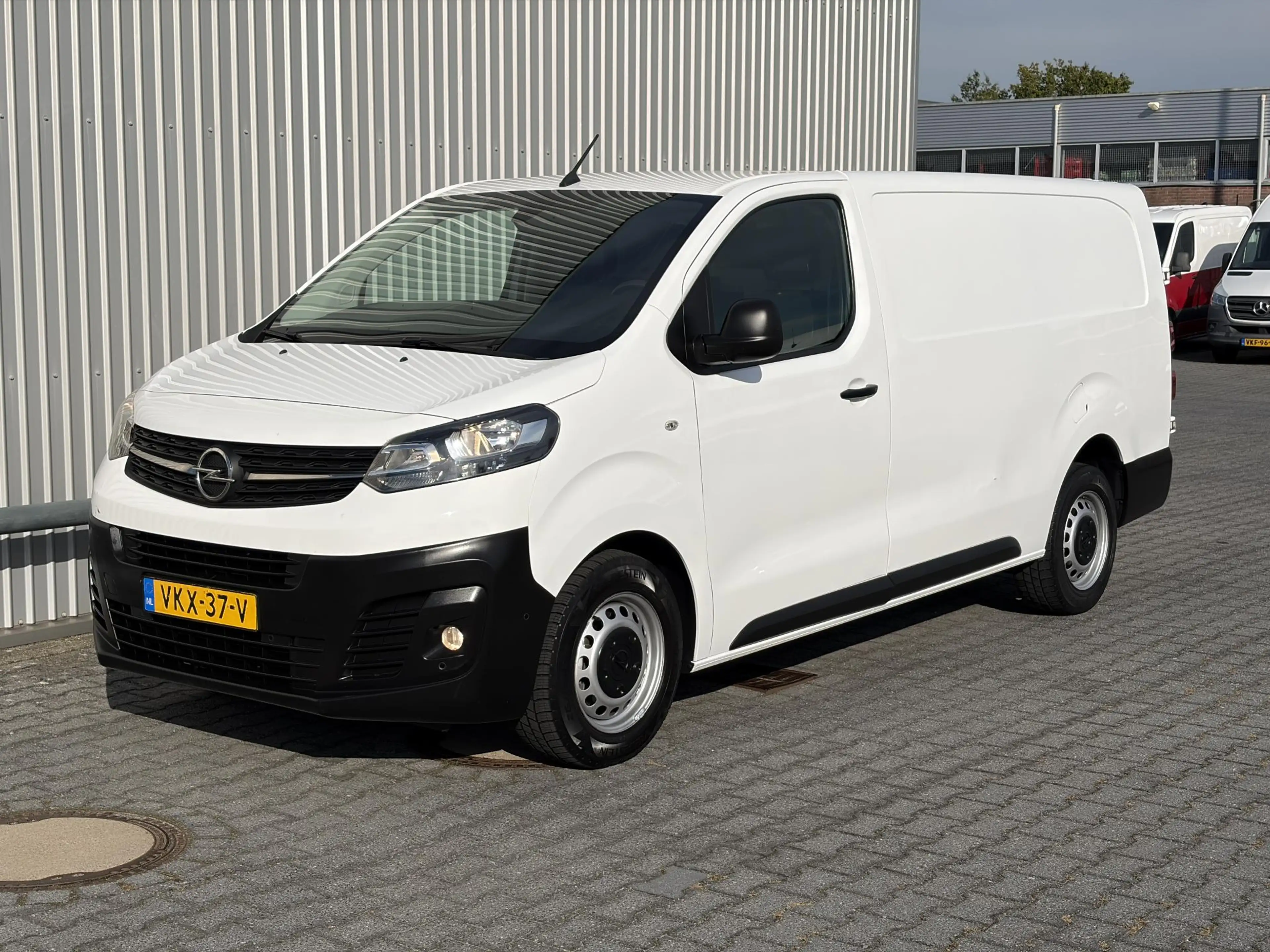 Opel Vivaro 1.5 CDTI L3H1 Edition*NAVI*CRUISE*CAM*A/C*TEL*3PER — photo 28