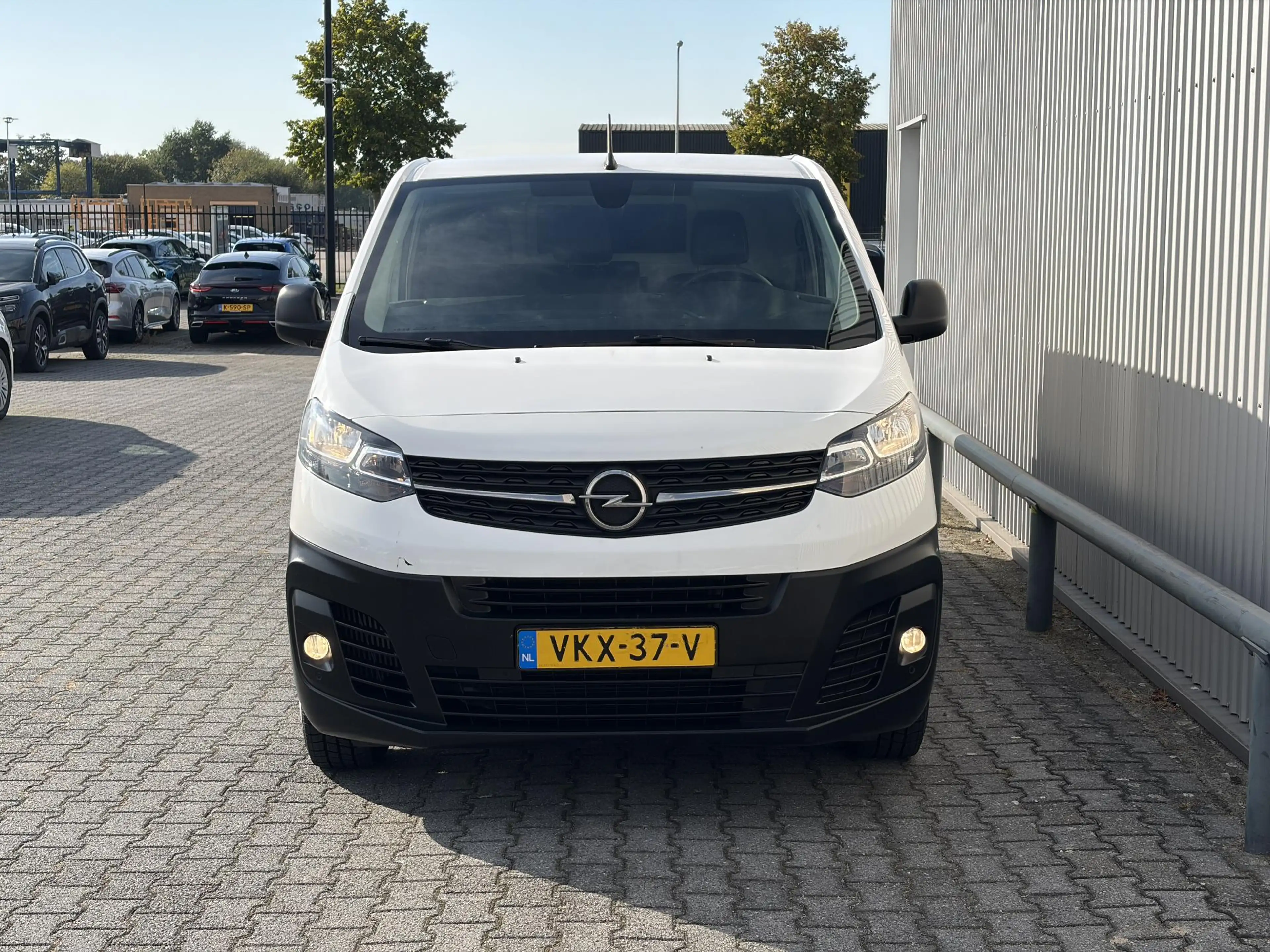 Opel Vivaro 1.5 CDTI L3H1 Edition*NAVI*CRUISE*CAM*A/C*TEL*3PER — photo 16
