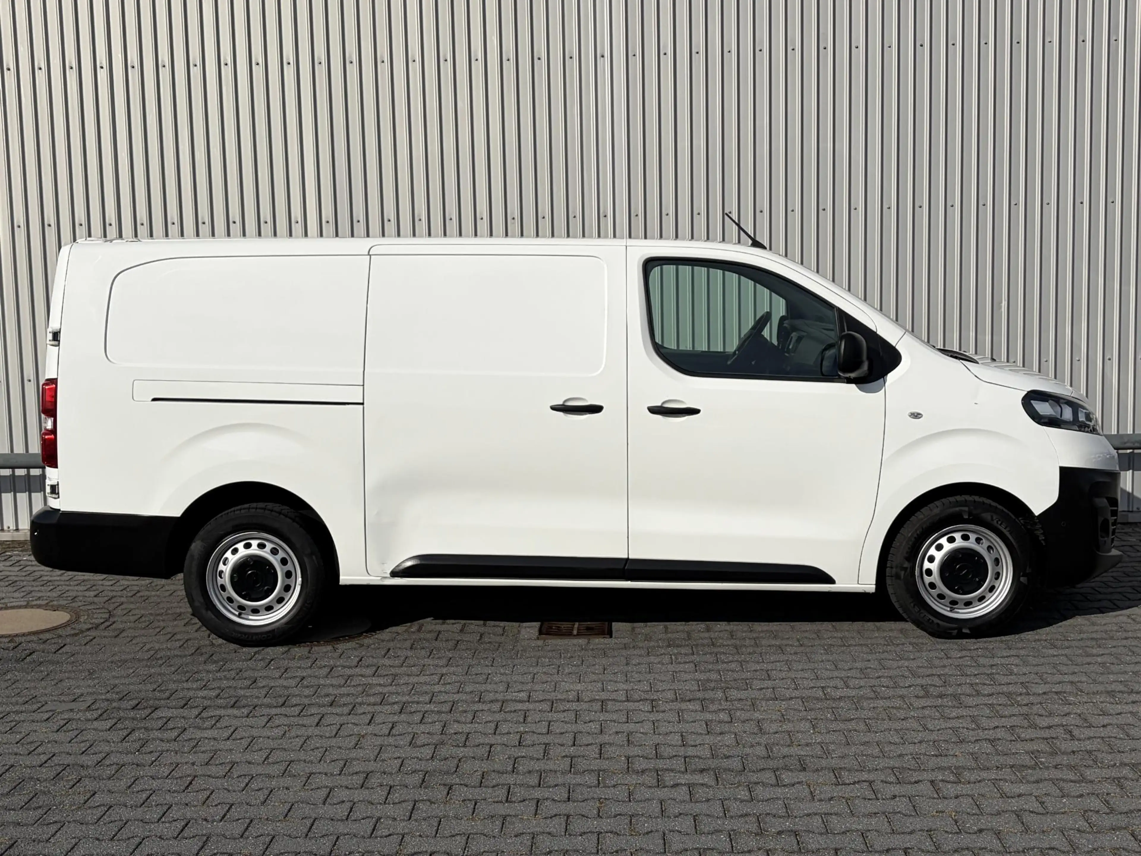 Opel Vivaro 1.5 CDTI L3H1 Edition*NAVI*CRUISE*CAM*A/C*TEL*3PER — photo 10