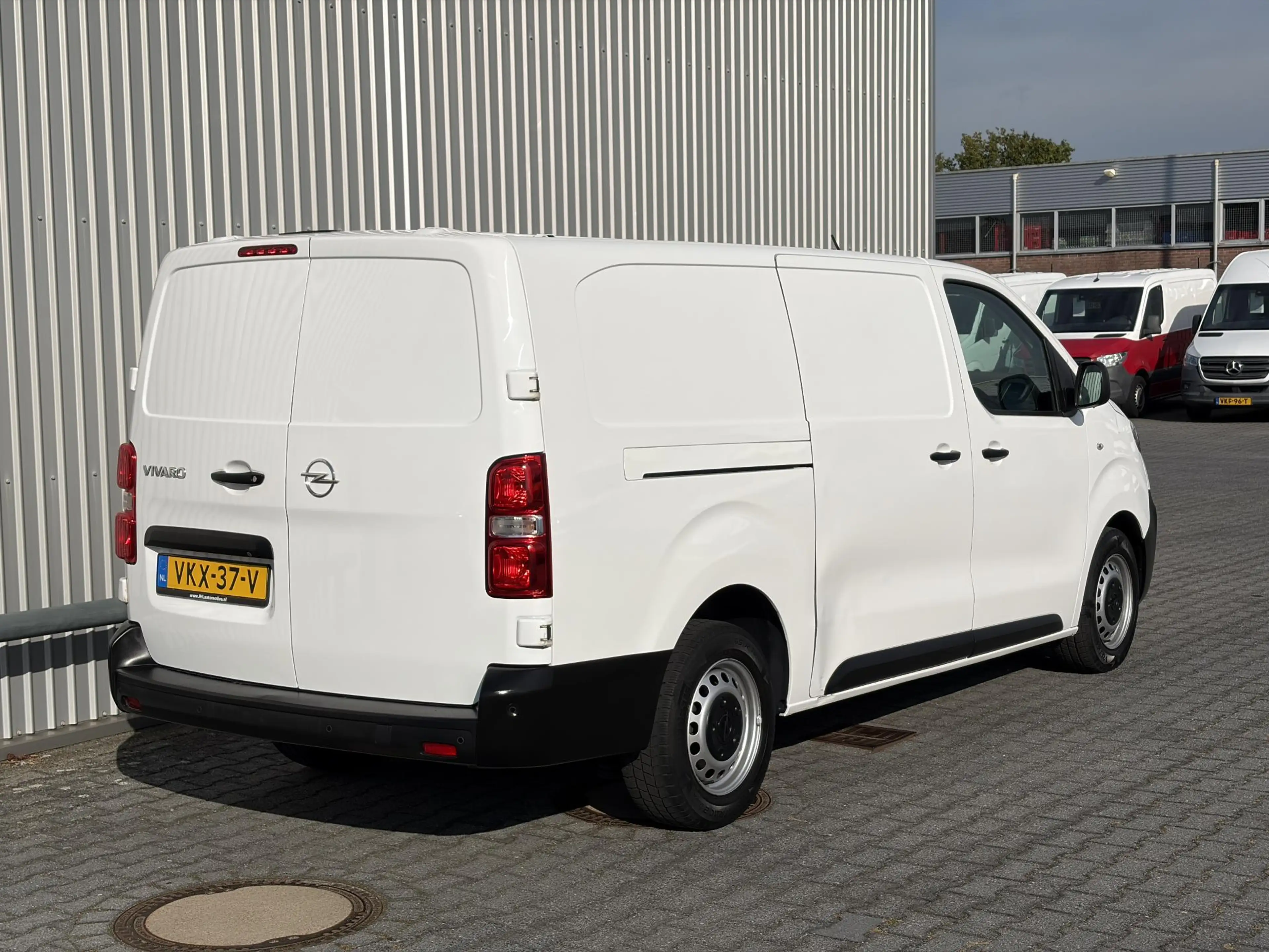 Opel Vivaro 1.5 CDTI L3H1 Edition*NAVI*CRUISE*CAM*A/C*TEL*3PER — photo 30