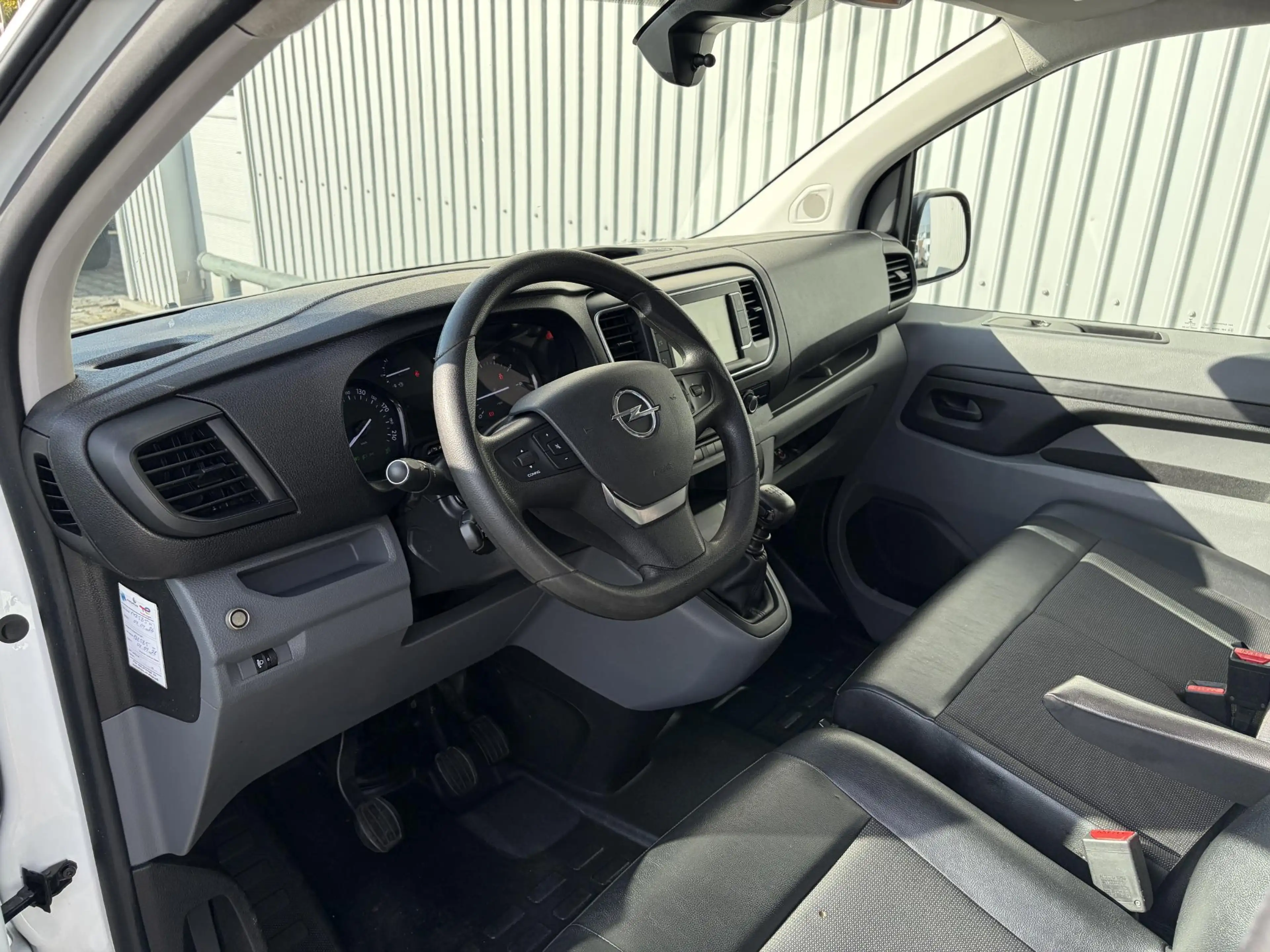 Opel Vivaro 1.5 CDTI L3H1 Edition*NAVI*CRUISE*CAM*A/C*TEL*3PER — photo 3