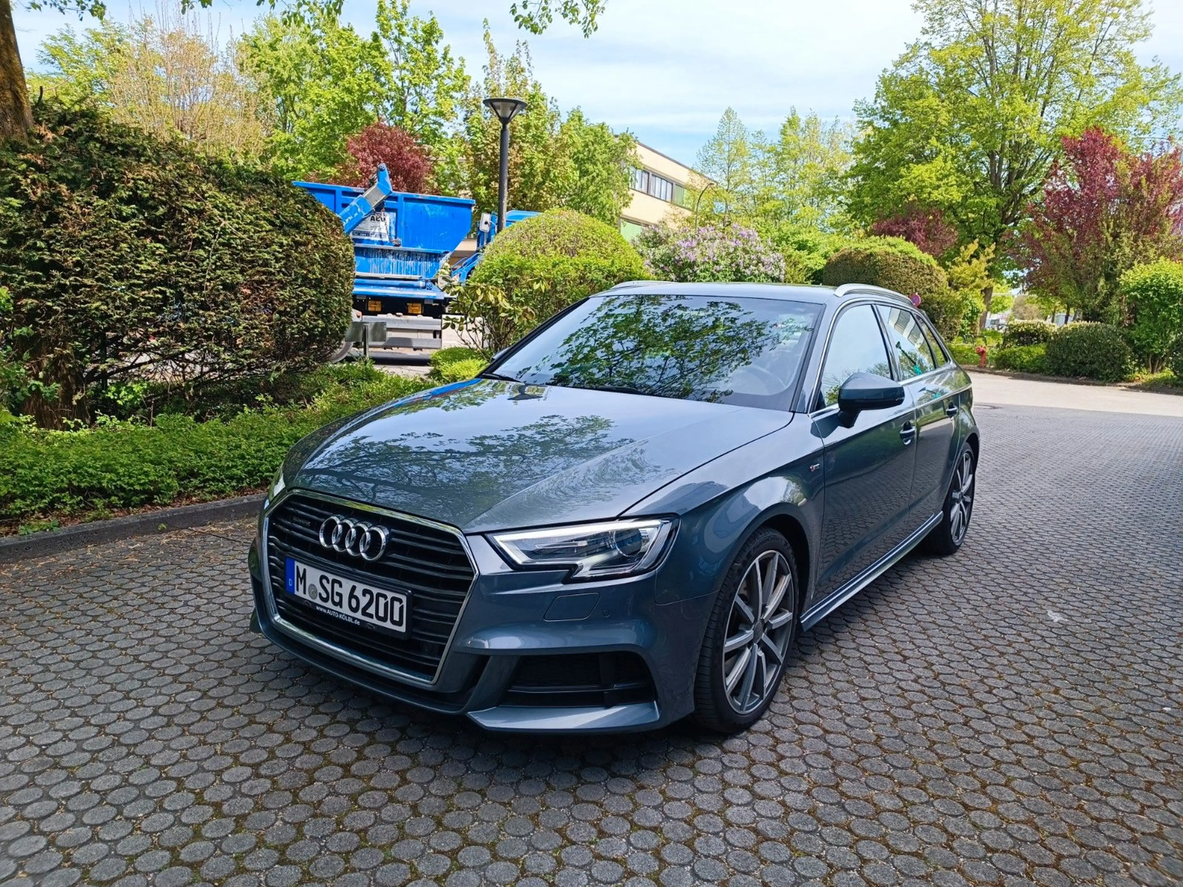 Audi A3 S-Line Sportback Quattro *MwSt *1.Hand *Massage — photo 2