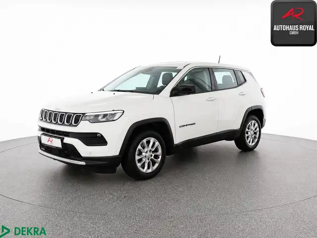 2024 Jeep Compass in White for sale