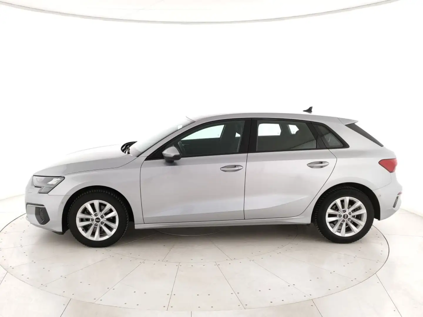 Audi A3 Sportback 30 1.0 tfsi mhev Business s-tronic Argento - 2