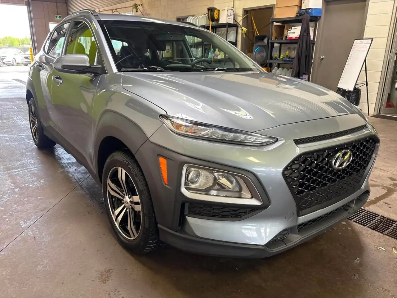 Hyundai KONA снимка Hyundai KONA
