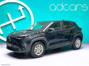 1.5 Hybrid 5p. E-CVT Busin. *CAMBIO AUT.*