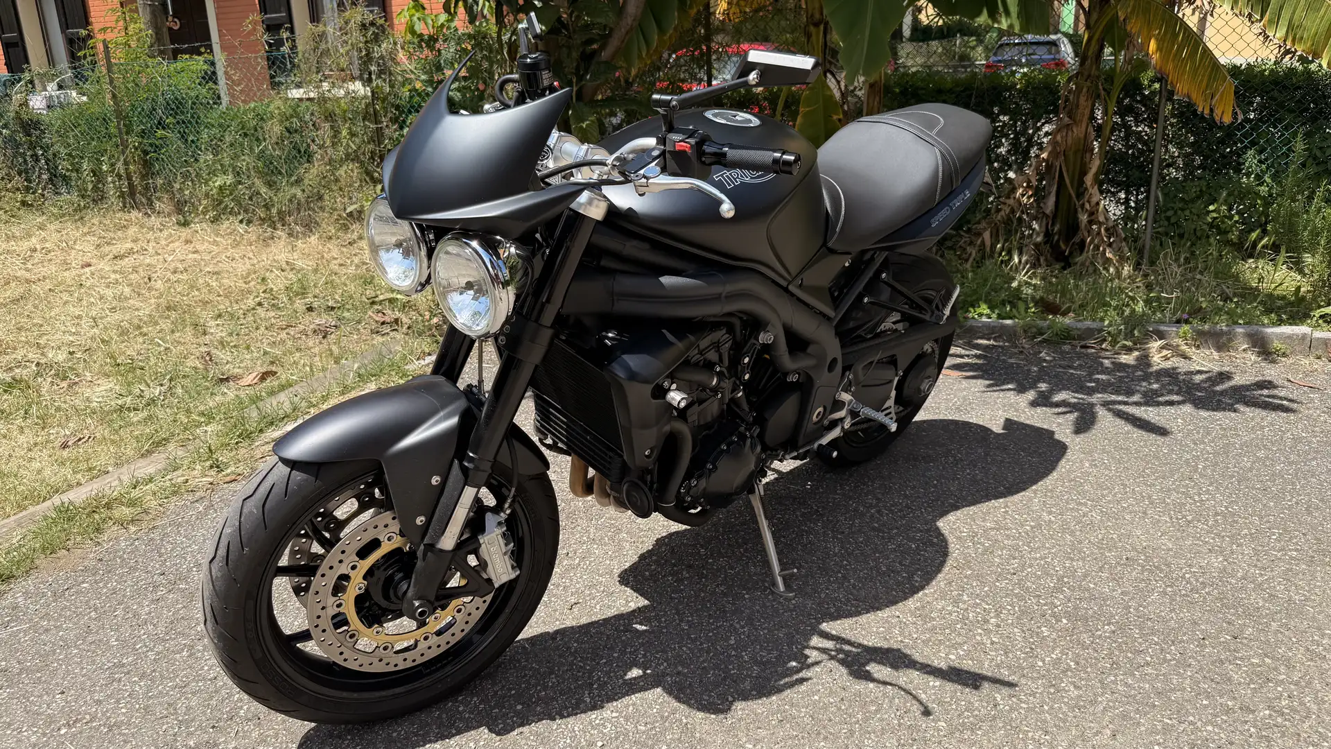 Triumph Speed Triple 1050 Negru - 2