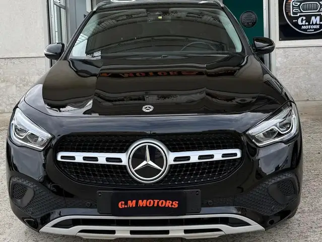 Mercedes-Benz GLA 180 GLA-H247 2020 d Executive auto