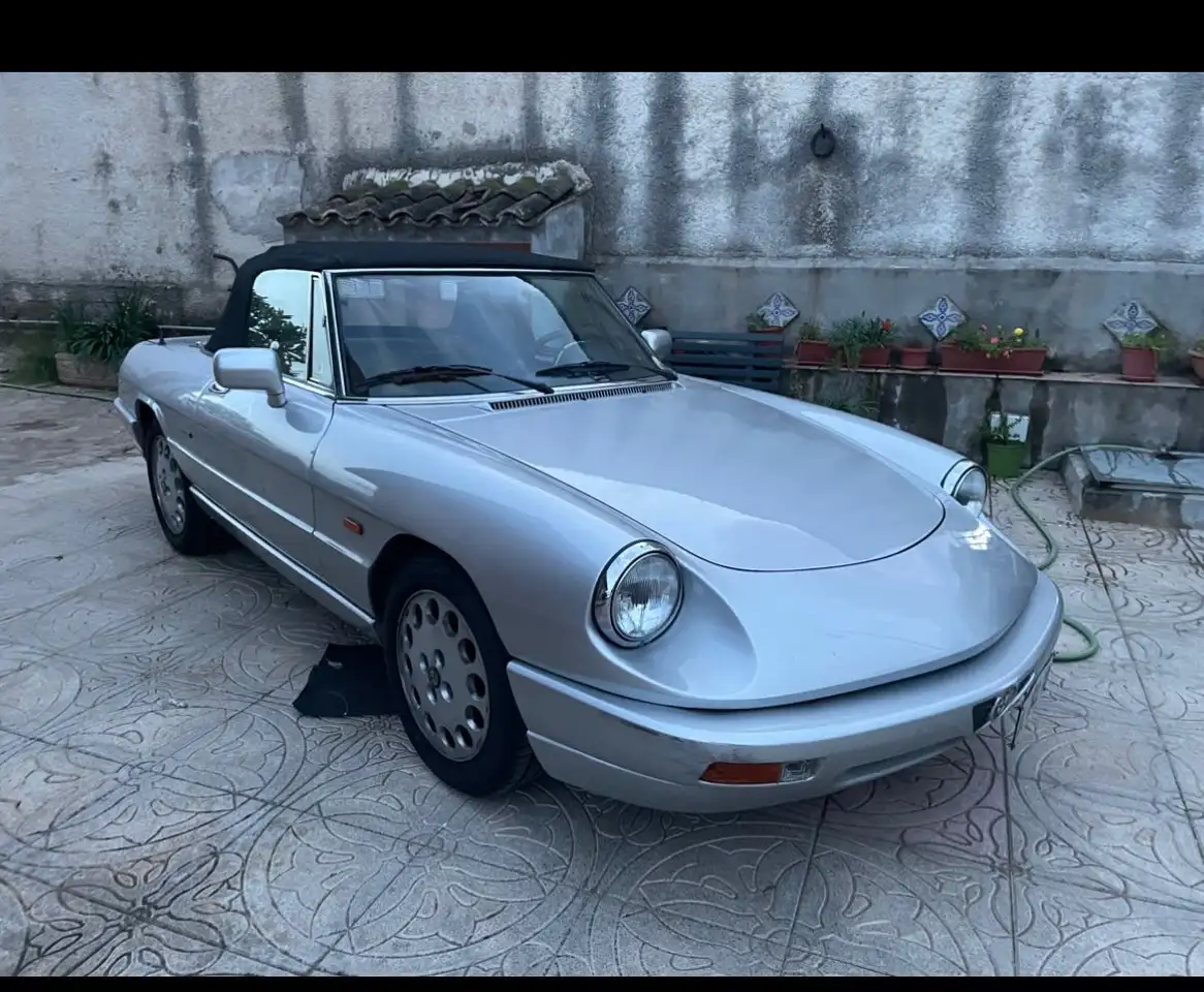 Alfa Romeo Spider 2.0 Veloce 128cv, foto 2