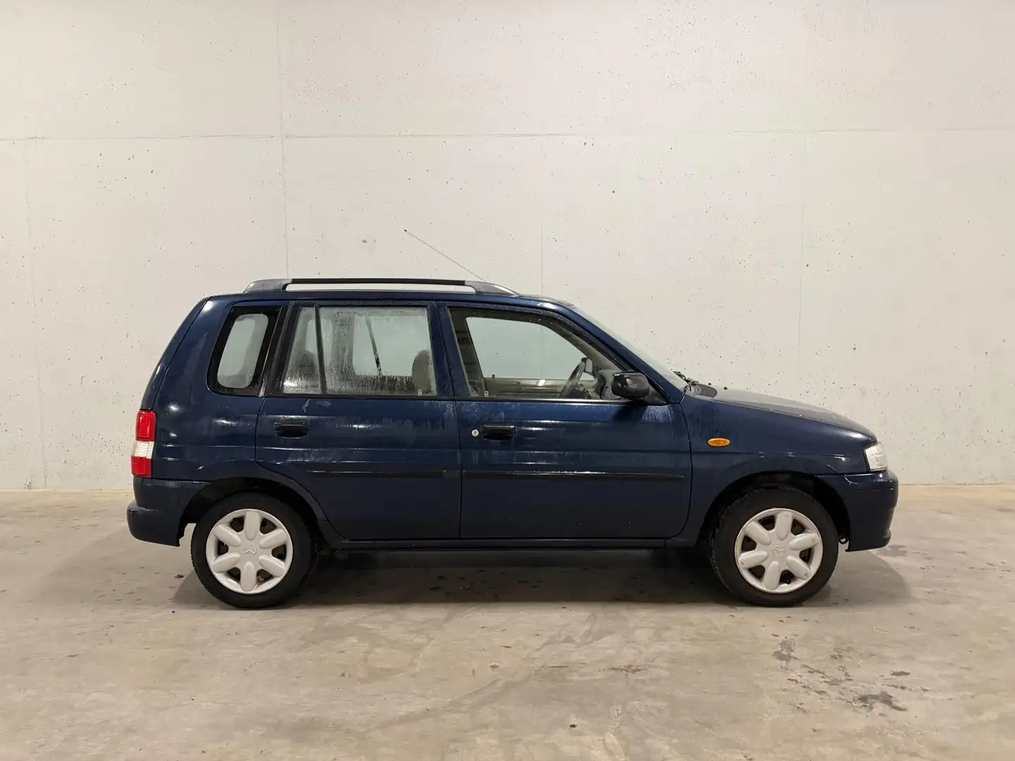 Mazda Demio 1.3 GLX 5drs. Super Leuke Auto Blau - 2