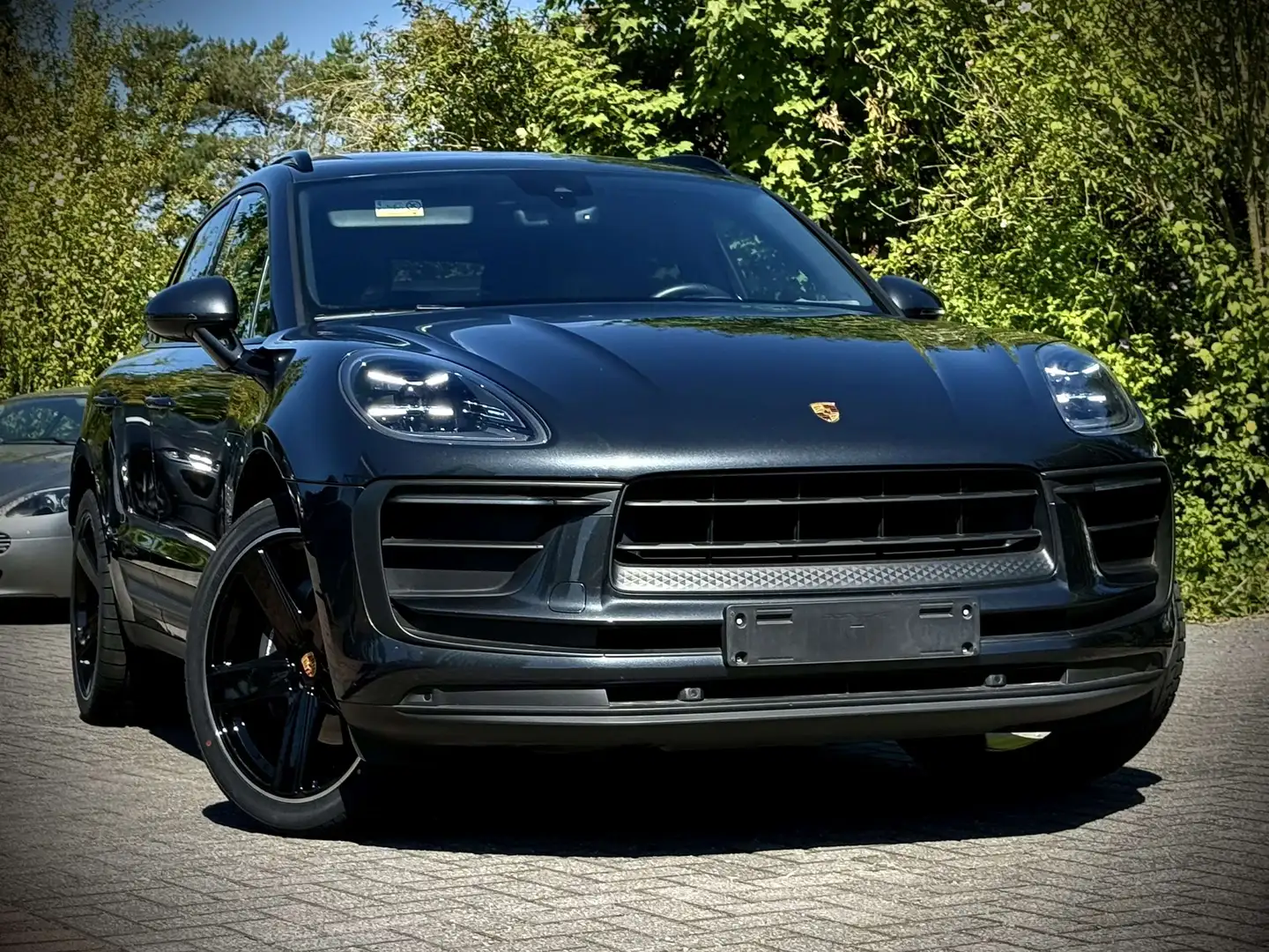 Porsche Macan Macan 2.0 Turbo PDK Nouveau Lift  46983 Euros Net Noir - 1