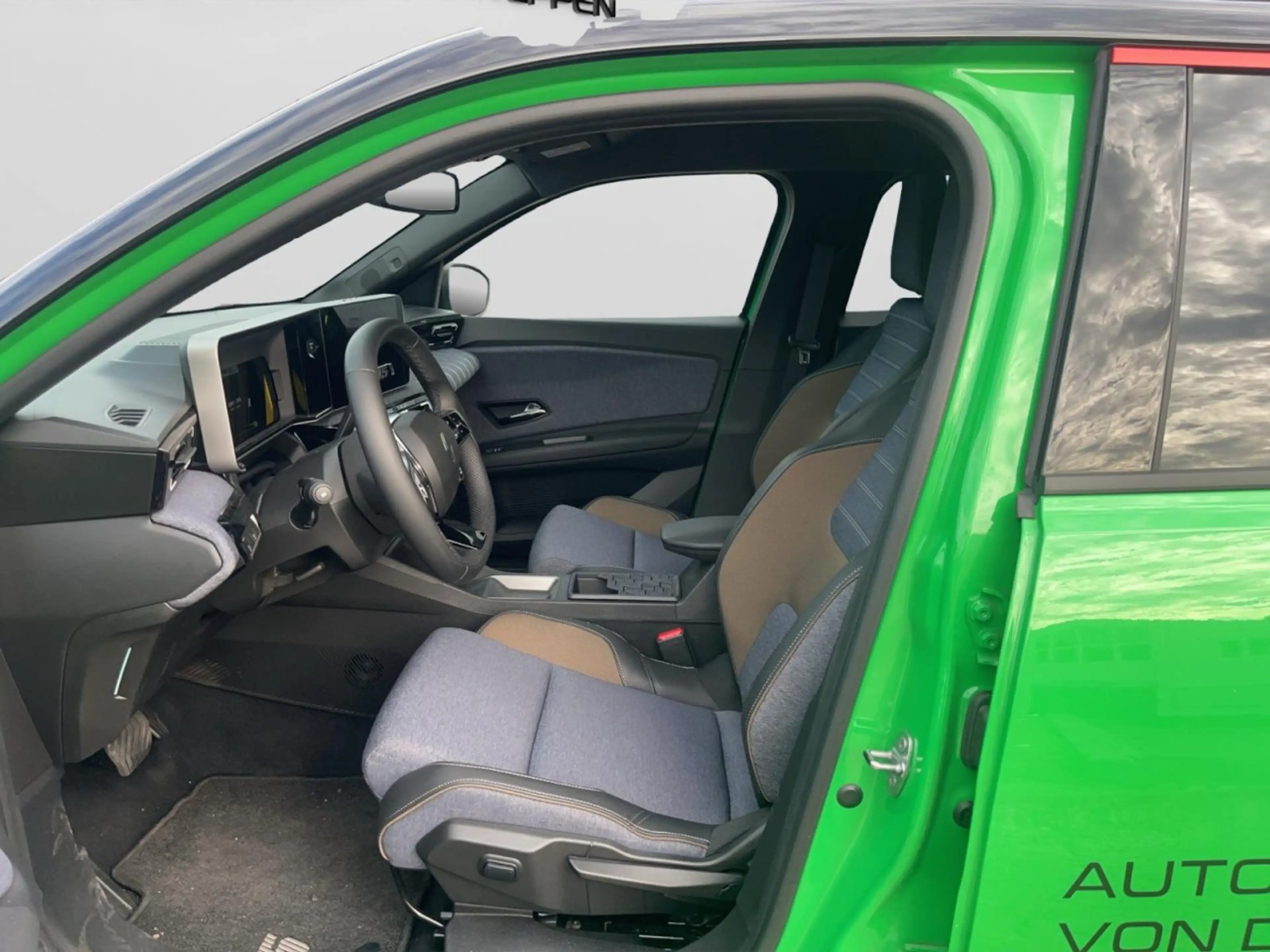 Renault R 5 E-Tech Electric 150 Comfort Range Techno Klima — photo 11