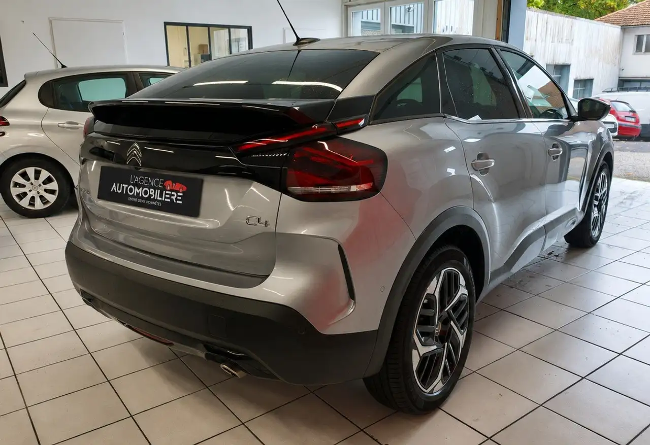 Citroen C4 Berline — photo 3