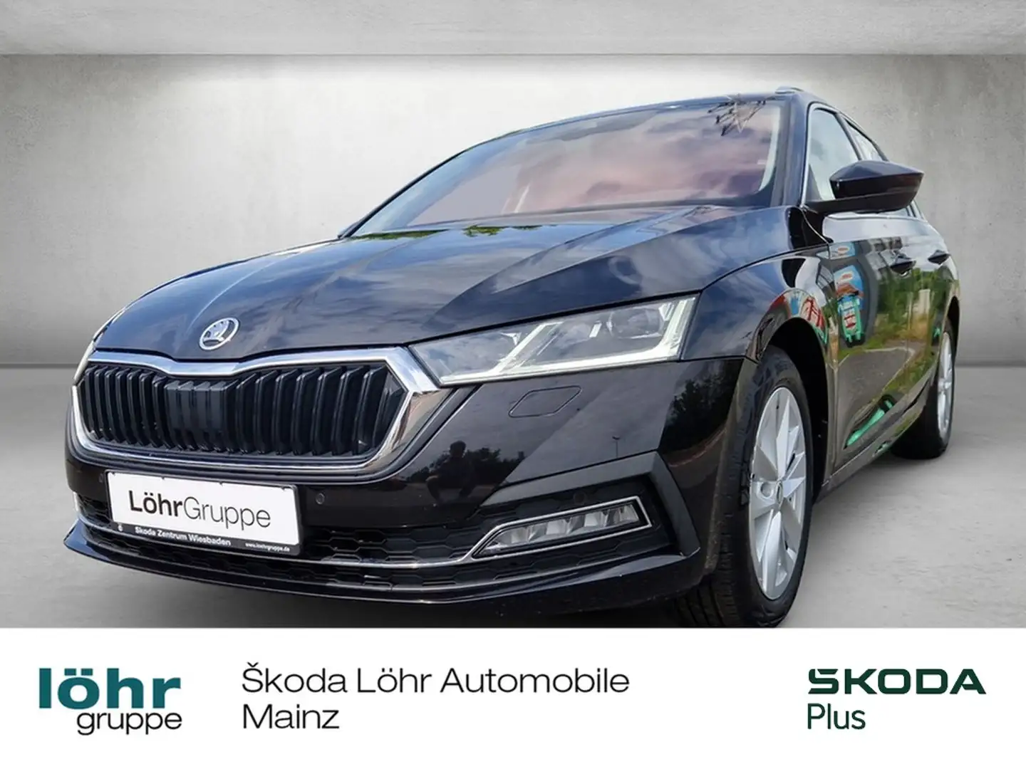 Skoda Octavia Combi 2.0 TDI DSG Style *LED* Schwarz - 1