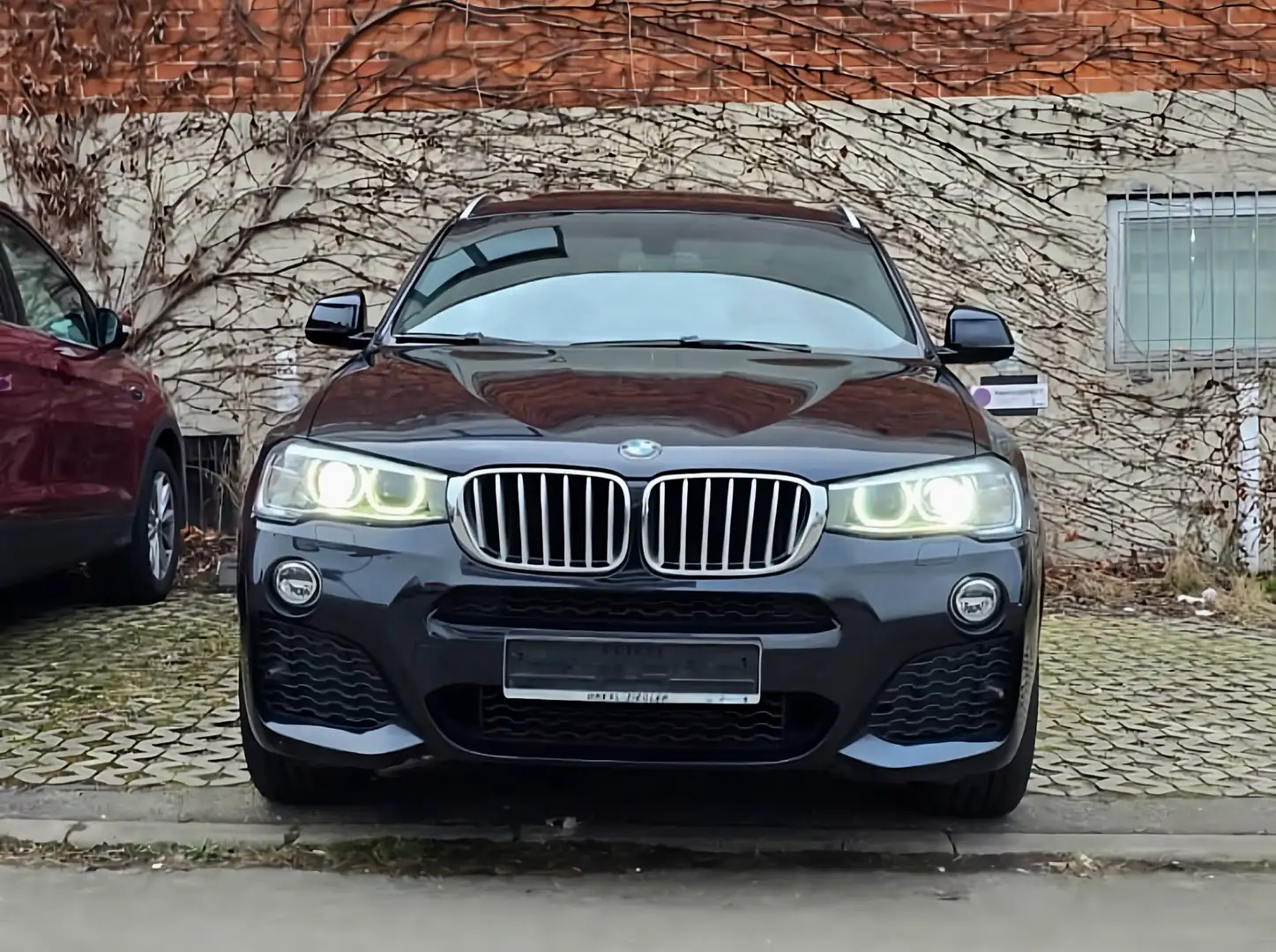BMW X4 X4 xDrive30d Aut. xLine Schwarz - 1