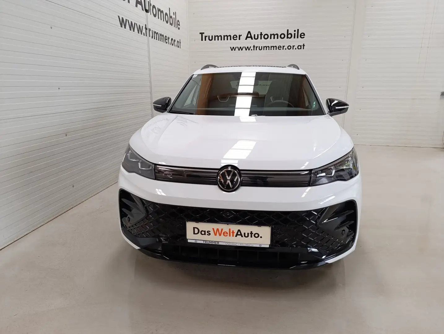 Volkswagen Tiguan Sport eHybrid DSG 150 kW Weiß - 2
