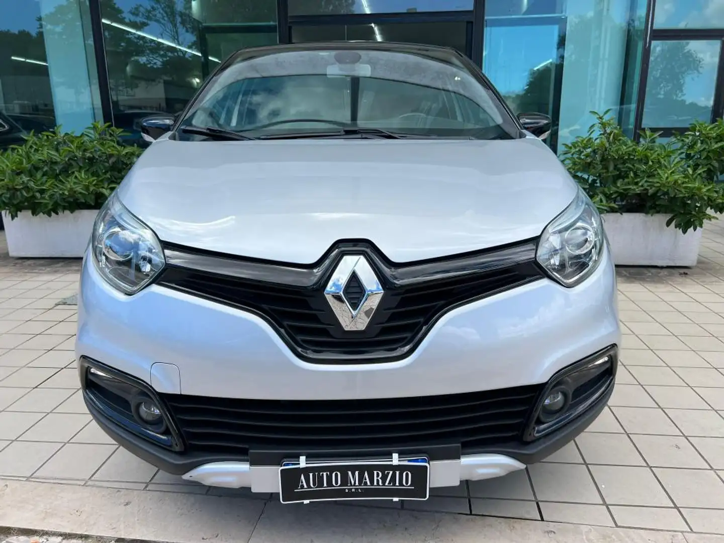 Renault Captur 1.5 dci Intens (energy r-link) 90cv E6 N1 !! - 2