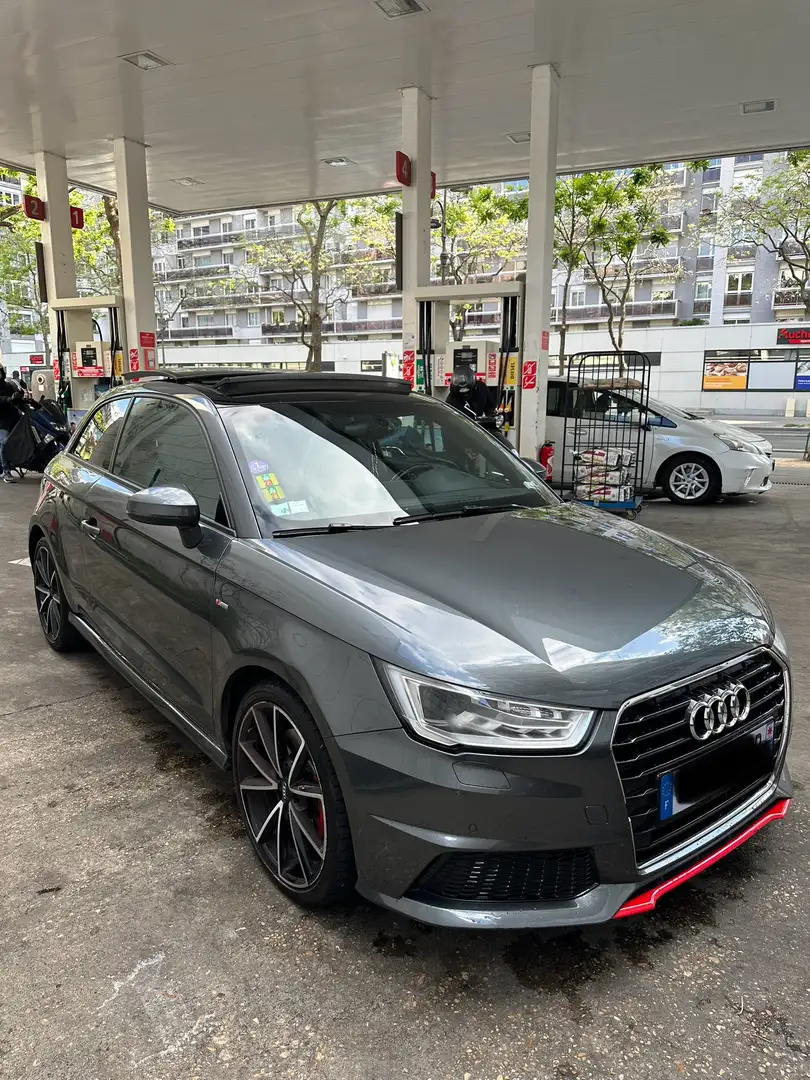 Audi A1 1.8 TFSI 192 S tronic line - 2