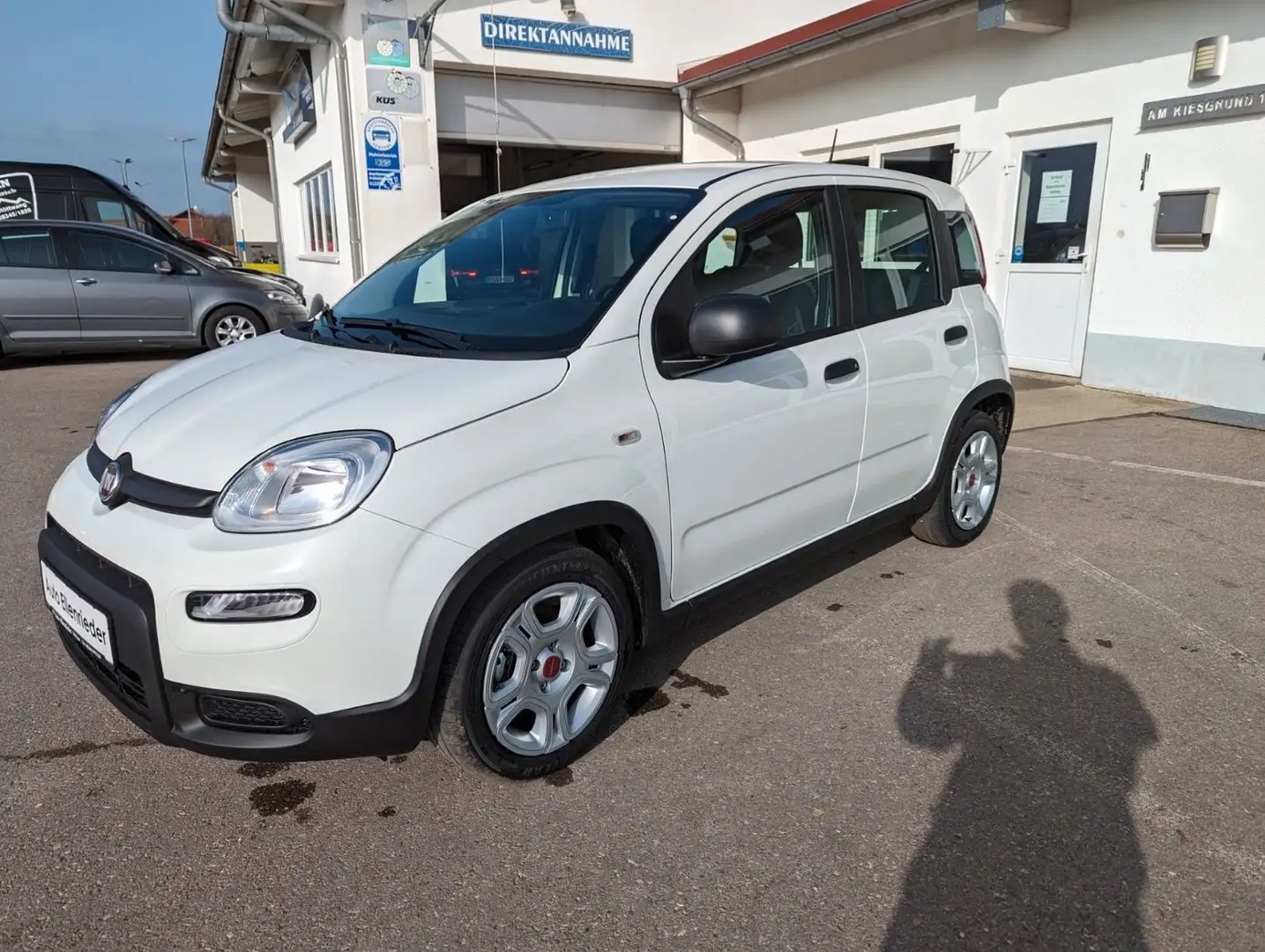 Fiat Panda 1.0 GSE Hybrid Radio Bluetooth verfügbar Blanc - 1