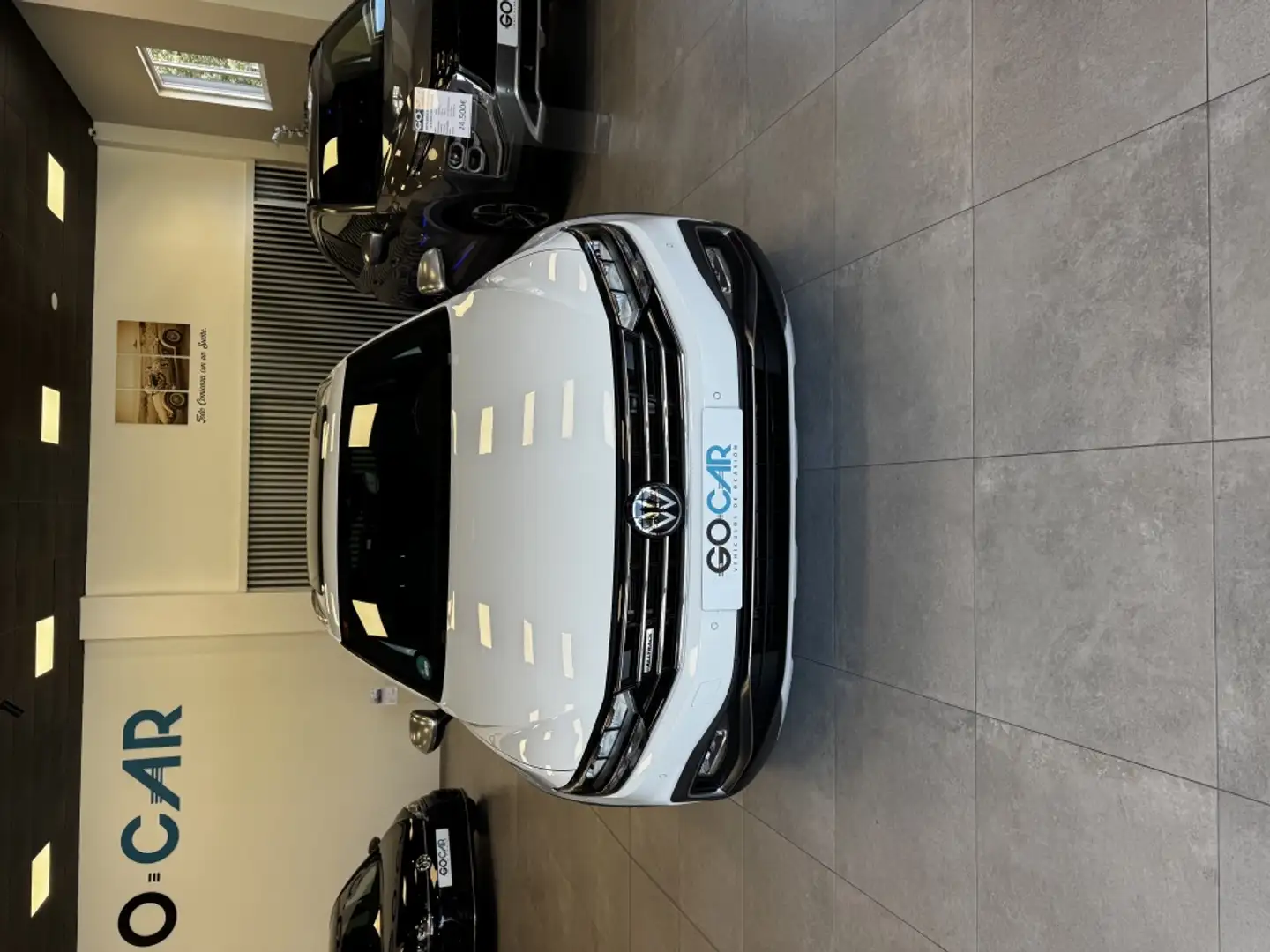 Volkswagen Passat Alltrack 2.0TDI 4Motion DSG 147kW Bílá - 2