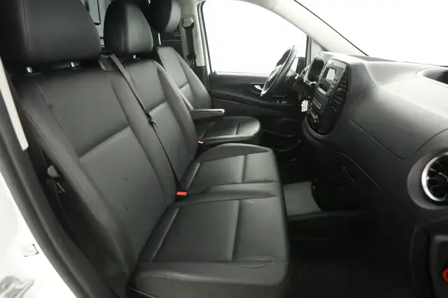 Mercedes-Benz Vito view 10