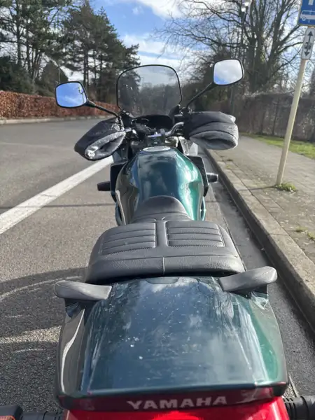 Yamaha XJ 600 - foto 8