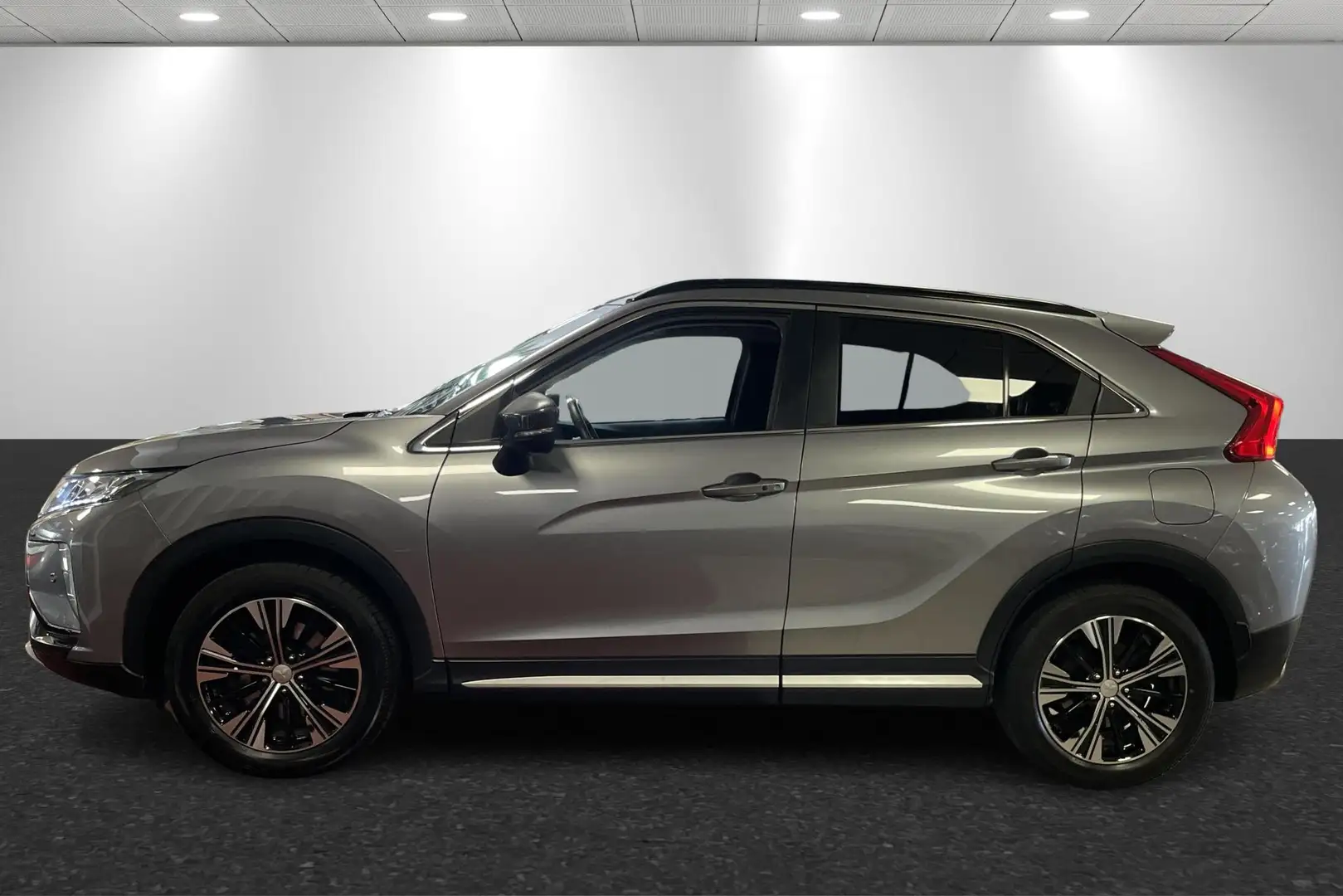 Mitsubishi Eclipse Cross 1.5 DI-T First Edition Trekhaak Grijs - 2