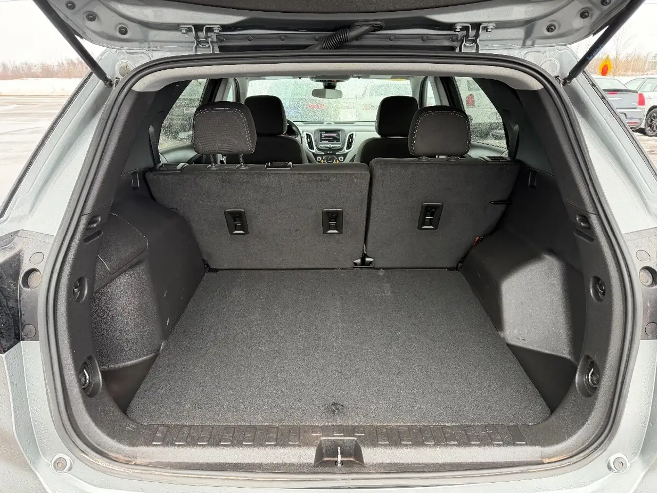 Chevrolet Equinox photo Chevrolet Equinox