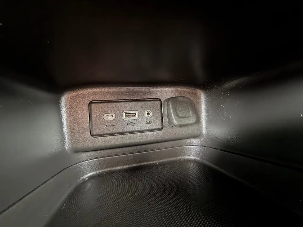 Chevrolet Equinox photo Chevrolet Equinox
