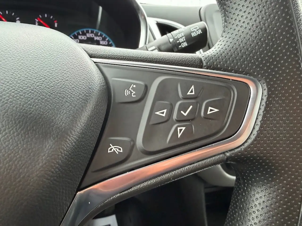 Chevrolet Equinox photo Chevrolet Equinox