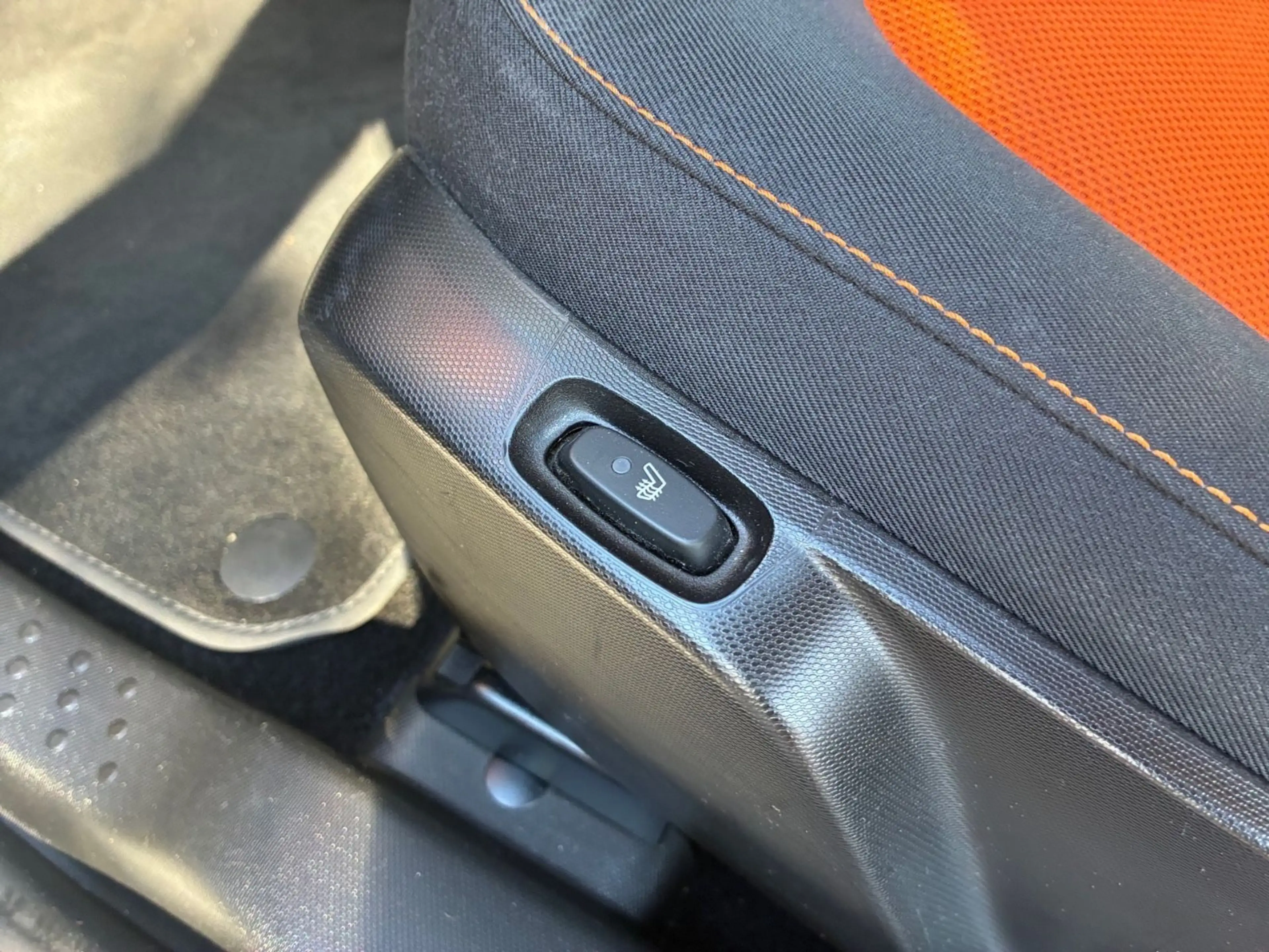 smart forTwo Passion SHZ Klima — photo 14