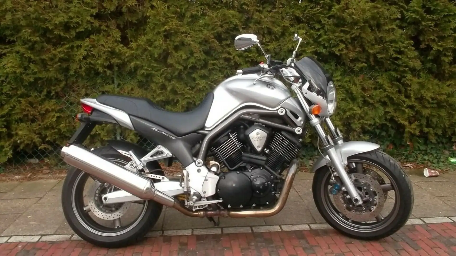 Yamaha BT 1100 Bulldog - 1