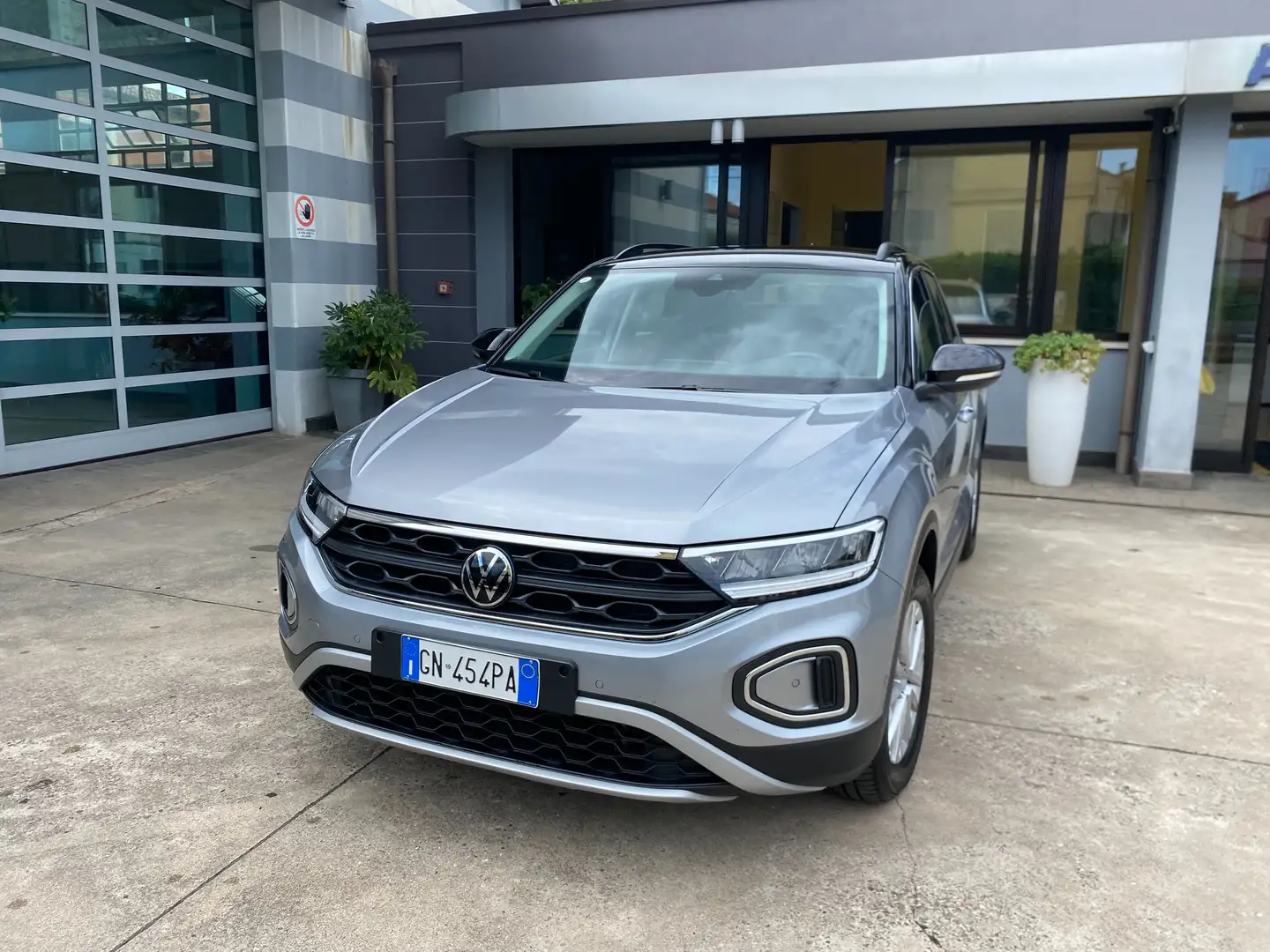 Volkswagen T-Roc T-Roc 2022 2.0 tdi Life 115cv Grigio - 2