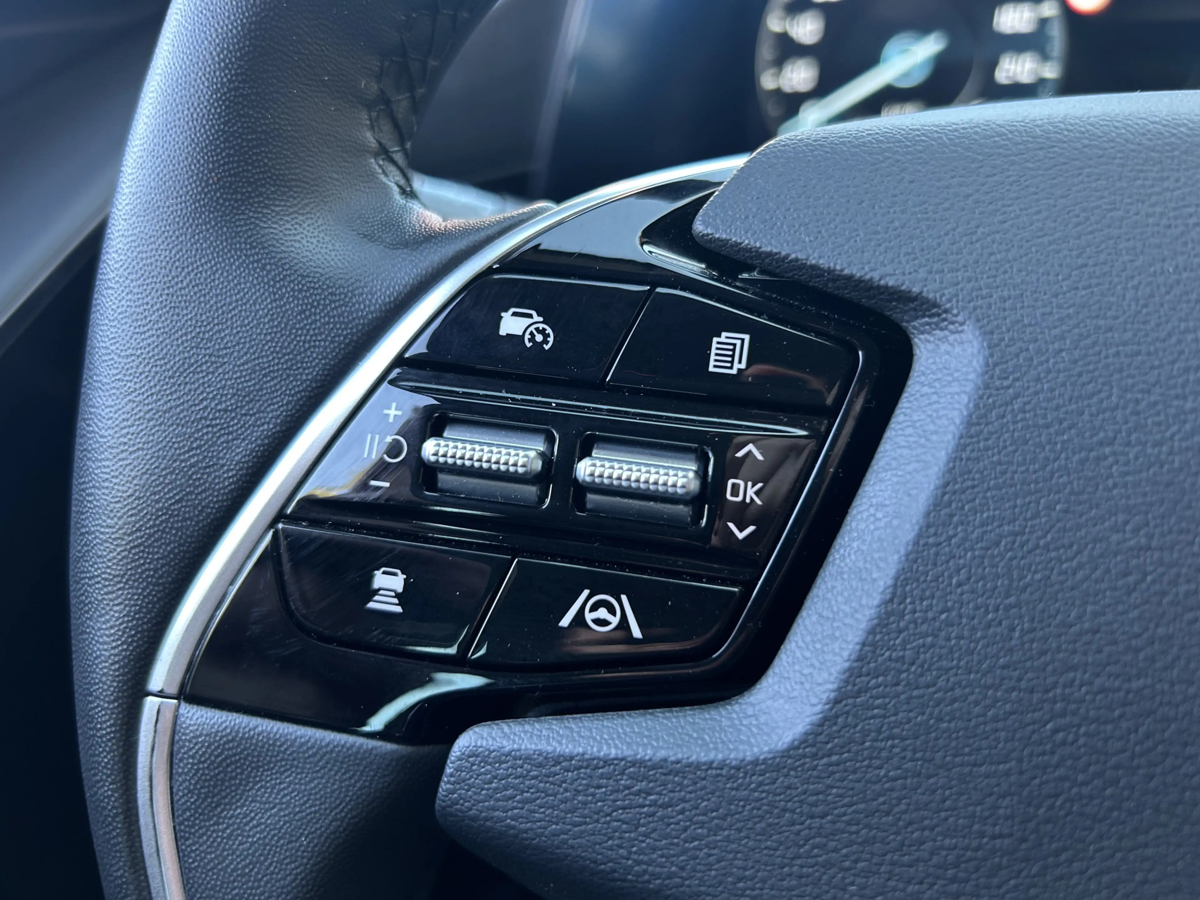 Kia Niro 1.6 GDi Hybrid DynamicLine // ELEK. STOEL // KEYLE — photo 10