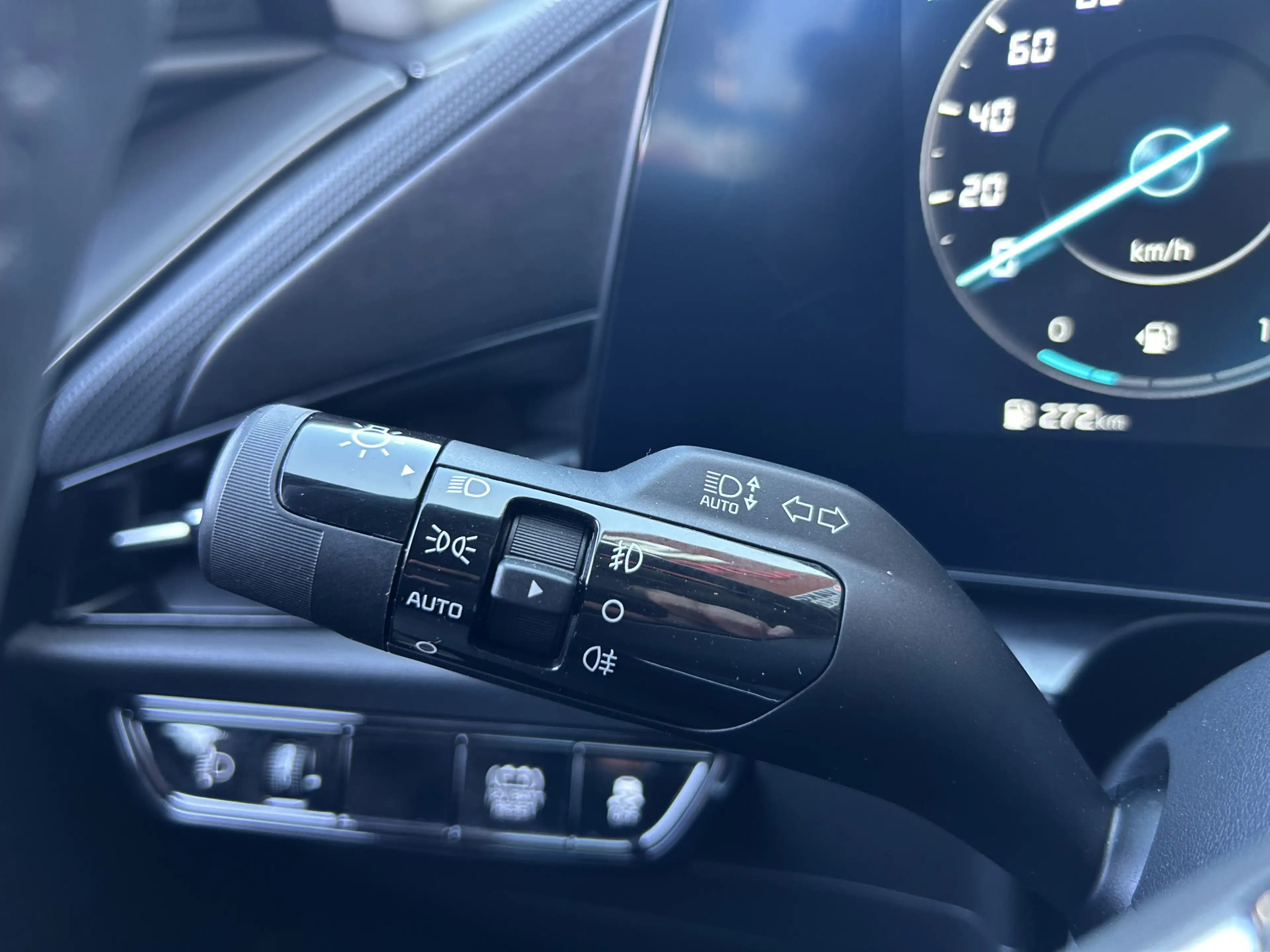Kia Niro 1.6 GDi Hybrid DynamicLine // ELEK. STOEL // KEYLE — photo 12