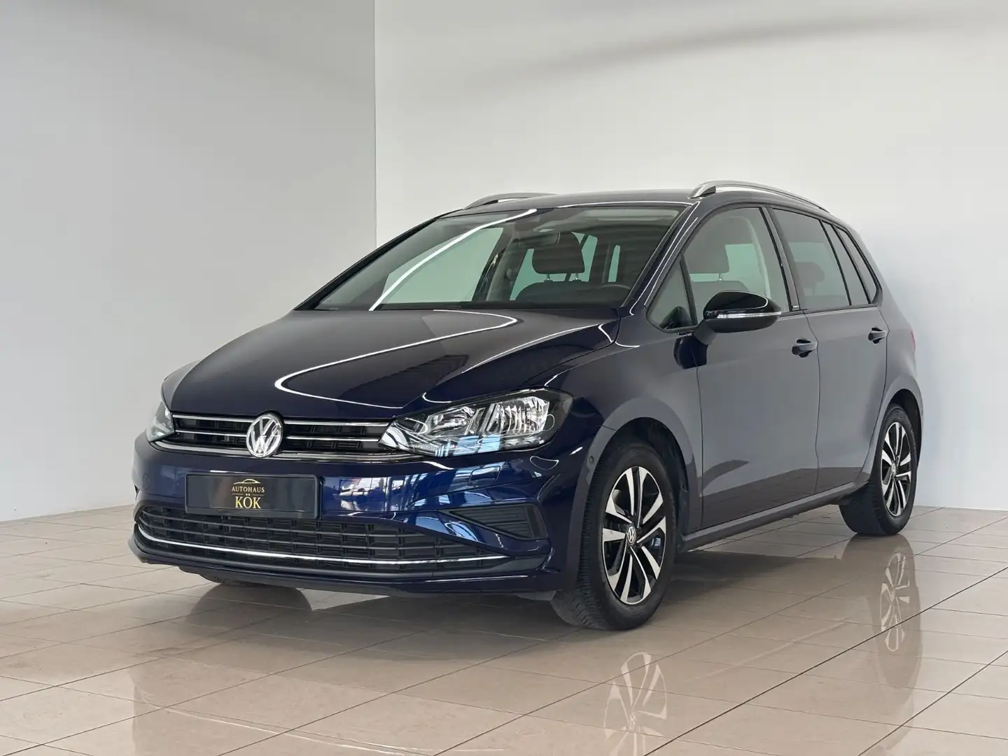 Volkswagen Golf Sportsvan VII IQ.DRIVE ACC PDC DSG Klima SH Bleu - 2