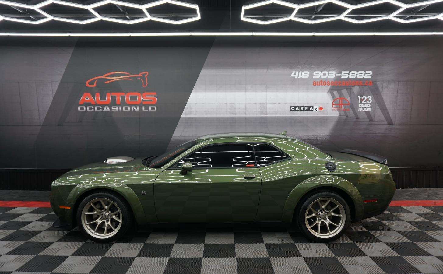 2023 Dodge Challenger R/T SCAT PACK 392 WIDEBODY AUTO COMME NEUVE : 9826 KM WOW