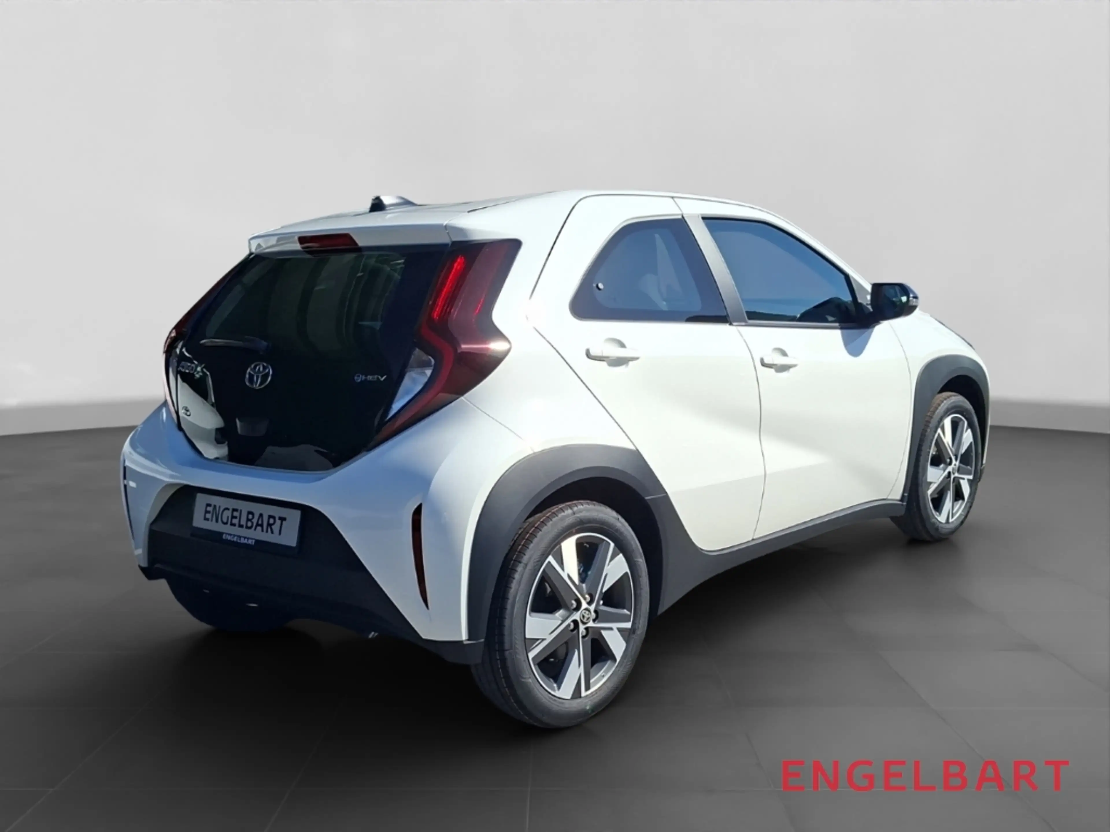 Toyota Aygo X 1.5 Hybrid Active Sitzheizung — photo 4