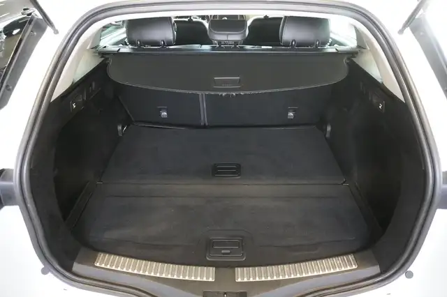 Renault Megane view 10