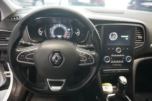 Renault Megane view 11
