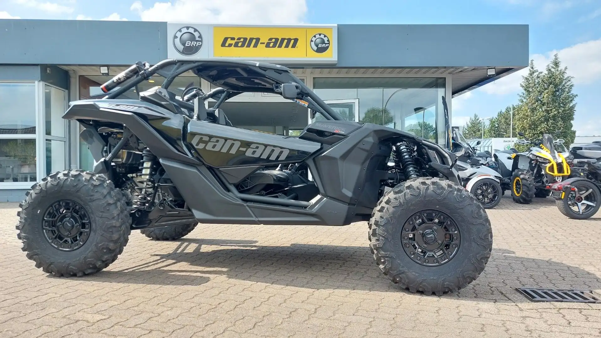 Can-Am Maverick Turbo RR  XRS SmartShox LOF Negru - 1