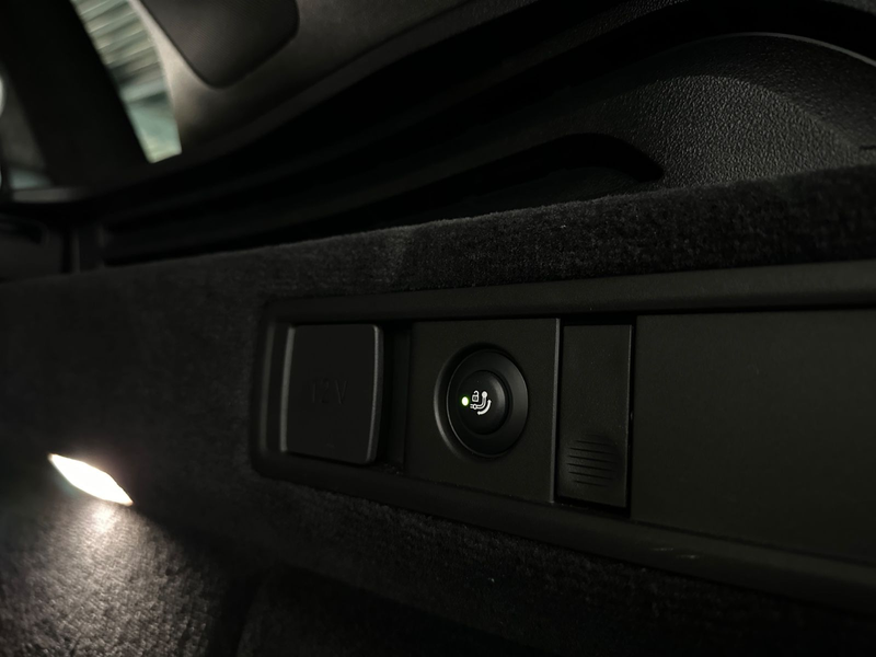 BMW X5 xDrive 30d Black Vermilion M-Sport — photo 14