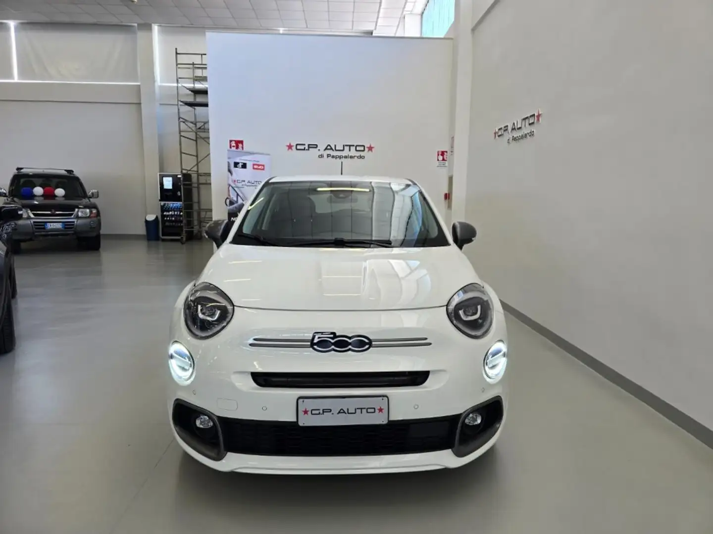 Fiat 500X 1.5 T4 Hybrid 130 CV DCT Sport Weiß - 2