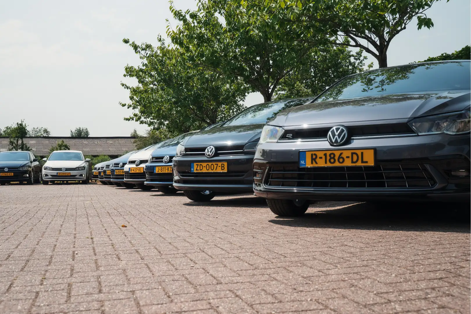 Volkswagen Polo 96 PK TSI Highline DSG Camera PDC ECC NAP in Topst Weiß - 2