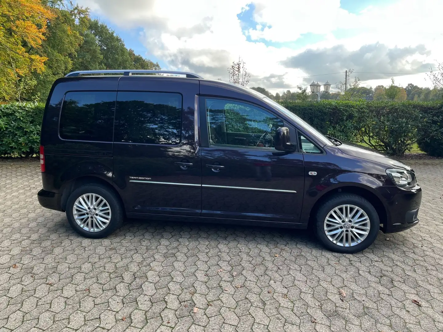 Volkswagen Caddy Team Edition (1.Hand+Rollstuhl25ts€ Umbau) Noir - 2