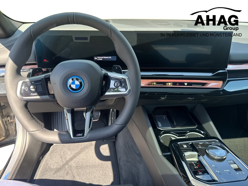 BMW 550 e xDrive LIMOUSINE — photo 9