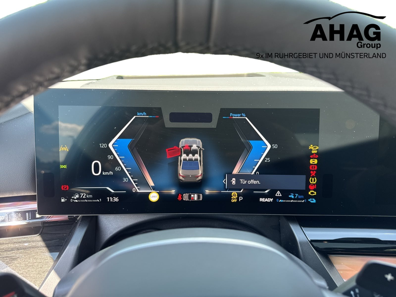 BMW 550 e xDrive LIMOUSINE — photo 11