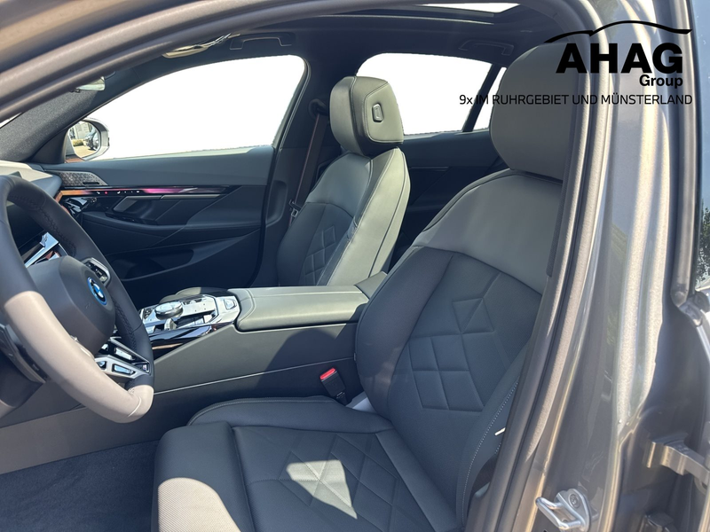 BMW 550 e xDrive LIMOUSINE — photo 7